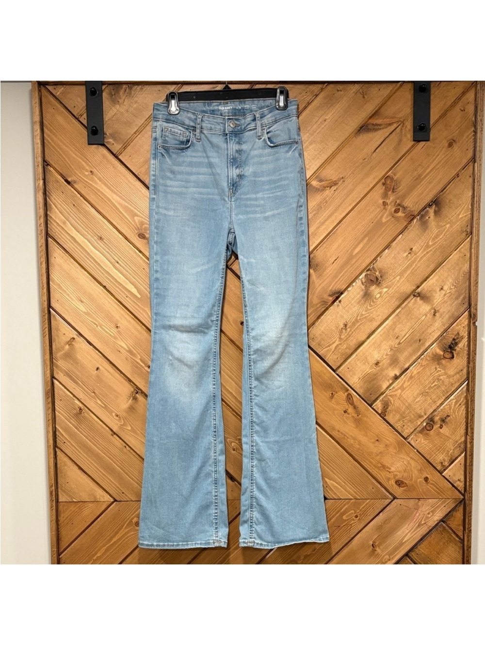 Old Navy Light Wash High-Rise Flare Women’s Jeans Size 2-6